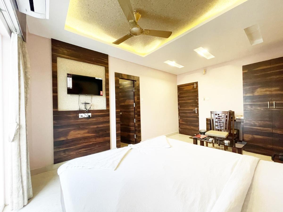 Shree Ganesh Hotel ปูรี ภายนอก รูปภาพ